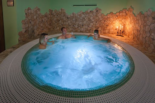 Saunový ráj Holice