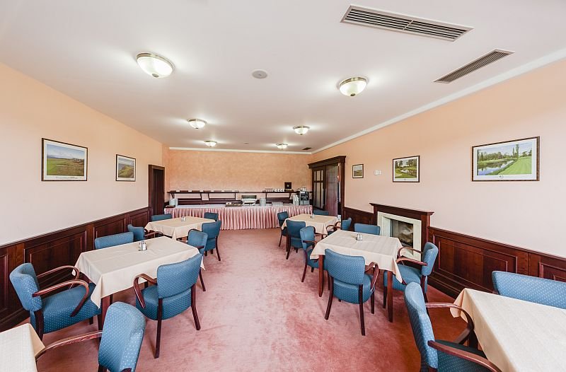 Golf Hotel Austerlitz - restaurace