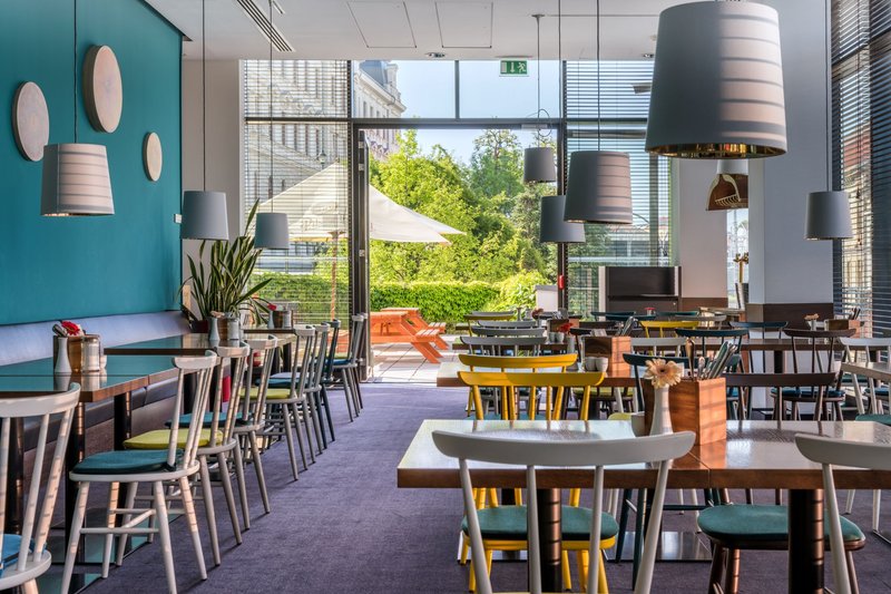 Vienna House Easy by Wyndham Pilsen - restaurace