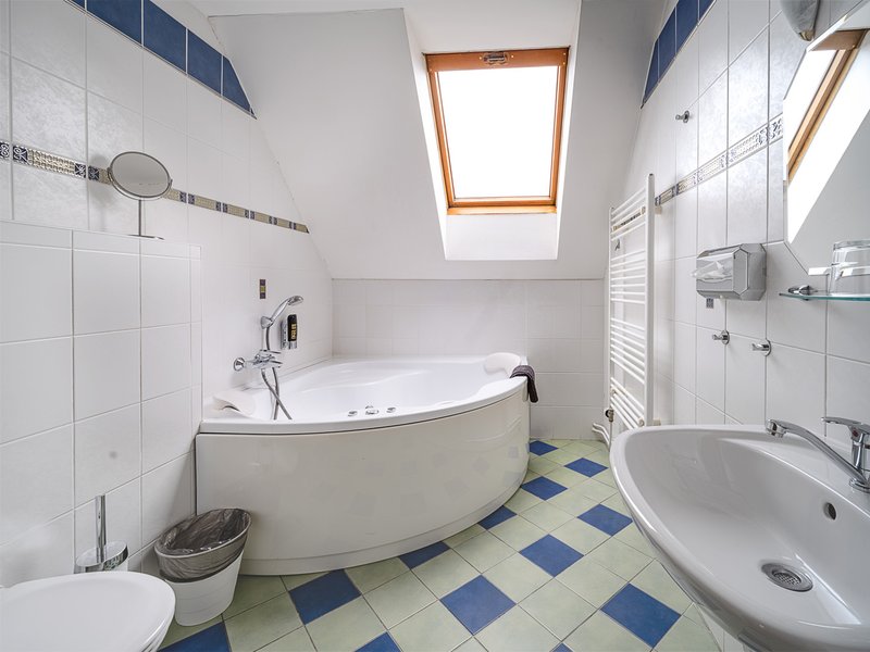 Lemberk Restaurace & Penzion