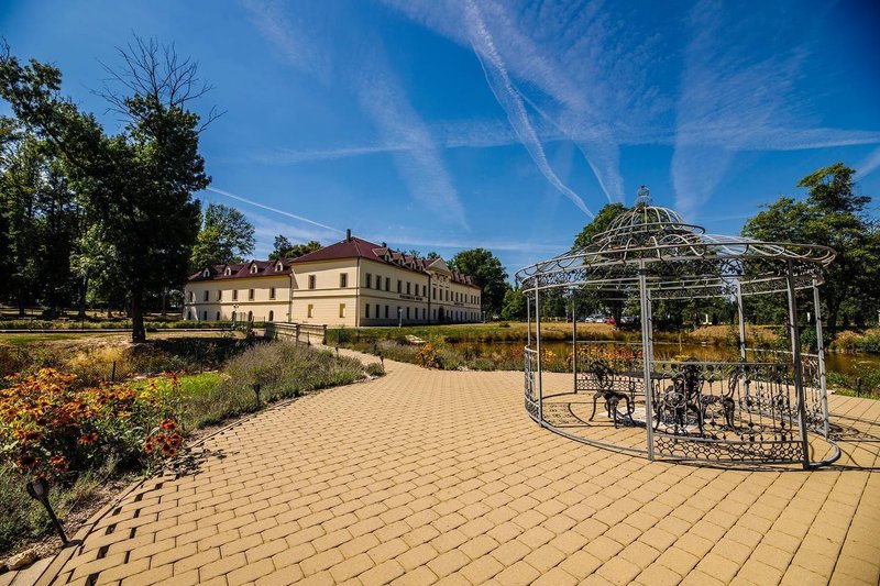 Zámek Kamenný Dvůr - hotel