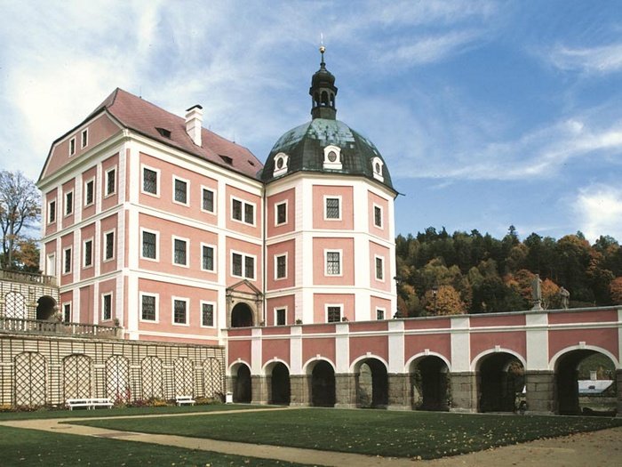 Státní hrad a zámek Bečov